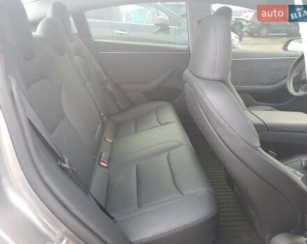 Сірий Тесла Модель 3, об'ємом двигуна 0 л та пробігом 11 тис. км за 11000 $, фото 9 на Automoto.ua