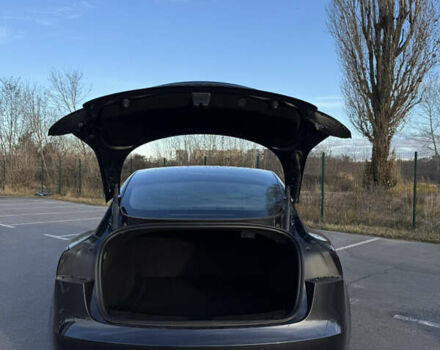 Сірий Тесла Модель 3, об'ємом двигуна 0 л та пробігом 2 тис. км за 32000 $, фото 25 на Automoto.ua