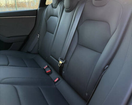 Сірий Тесла Модель 3, об'ємом двигуна 0 л та пробігом 2 тис. км за 32000 $, фото 17 на Automoto.ua