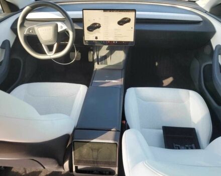Сірий Тесла Модель 3, об'ємом двигуна 0 л та пробігом 23 тис. км за 13000 $, фото 7 на Automoto.ua