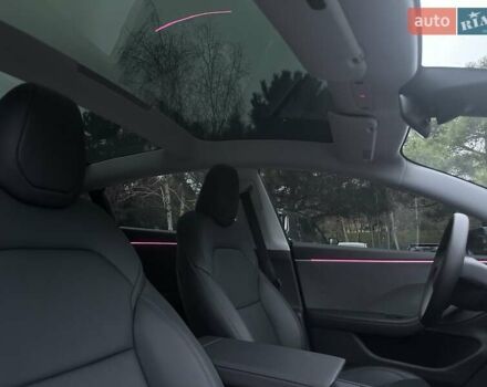 Серый Тесла Модель 3, объемом двигателя 0 л и пробегом 5 тыс. км за 28500 $, фото 22 на Automoto.ua