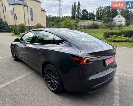 Серый Тесла Модель 3, объемом двигателя 0 л и пробегом 15 тыс. км за 27999 $, фото 3 на Automoto.ua