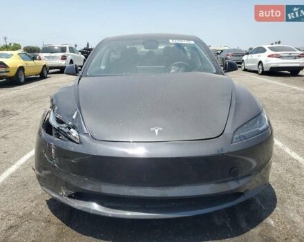 Серый Тесла Модель 3, объемом двигателя 0 л и пробегом 1 тыс. км за 28000 $, фото 4 на Automoto.ua