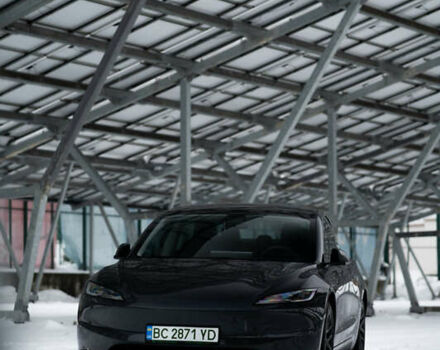 Серый Тесла Модель 3, объемом двигателя 0 л и пробегом 8 тыс. км за 28100 $, фото 2 на Automoto.ua