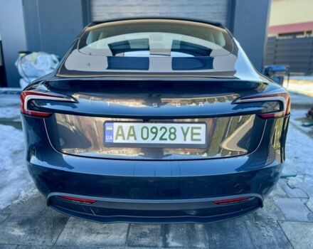 Серый Тесла Модель 3, объемом двигателя 0 л и пробегом 8 тыс. км за 28800 $, фото 3 на Automoto.ua