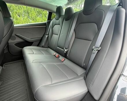 Сірий Тесла Модель 3, об'ємом двигуна 0 л та пробігом 4 тис. км за 28550 $, фото 14 на Automoto.ua