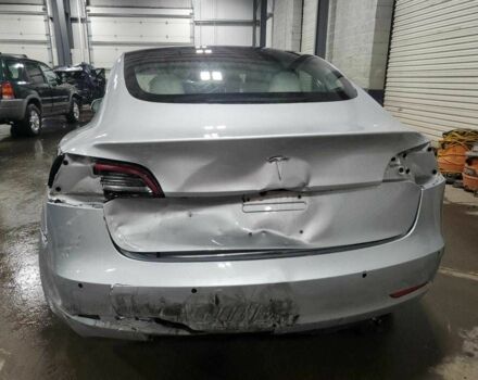 Тесла Модель 3 2018 в Киеве на Automoto.ua Серый Тесла Модель 3, объемом двигателя 0 л и пробегом 64 тыс. км за 3800 $, фото 5 на Automoto.ua