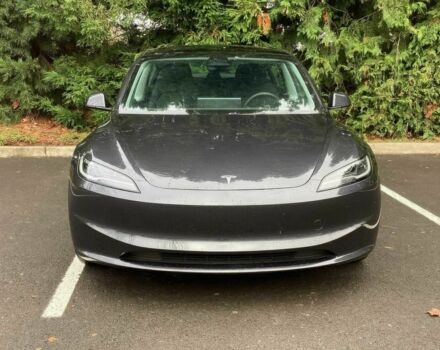 Серый Тесла Модель 3, объемом двигателя 0 л и пробегом 9 тыс. км за 17000 $, фото 1 на Automoto.ua