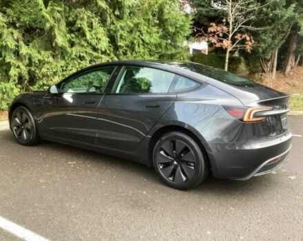 Серый Тесла Модель 3, объемом двигателя 0 л и пробегом 9 тыс. км за 17000 $, фото 2 на Automoto.ua