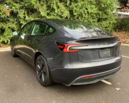 Серый Тесла Модель 3, объемом двигателя 0 л и пробегом 9 тыс. км за 17000 $, фото 5 на Automoto.ua