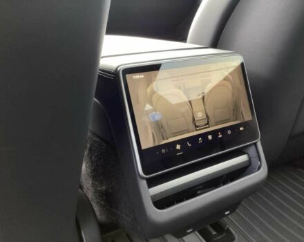 Серый Тесла Модель 3, объемом двигателя 0 л и пробегом 9 тыс. км за 17000 $, фото 11 на Automoto.ua