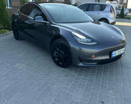 Серый Тесла Модель 3, объемом двигателя 0 л и пробегом 177 тыс. км за 16900 $, фото 1 на Automoto.ua