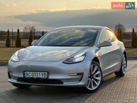 Сірий Тесла Модель 3, об'ємом двигуна 0 л та пробігом 117 тис. км за 17500 $, фото 1 на Automoto.ua