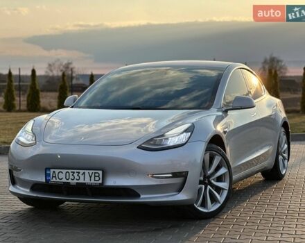 Серый Тесла Модель 3, объемом двигателя 0 л и пробегом 117 тыс. км за 17500 $, фото 1 на Automoto.ua