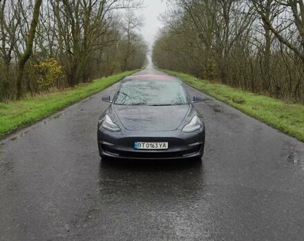 Серый Тесла Модель 3, объемом двигателя 0 л и пробегом 144 тыс. км за 16500 $, фото 1 на Automoto.ua