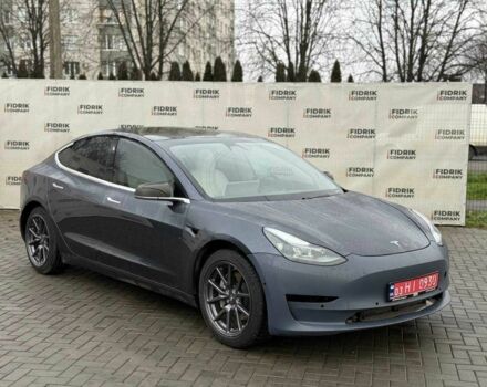 Сірий Тесла Модель 3, об'ємом двигуна 0 л та пробігом 200 тис. км за 11900 $, фото 1 на Automoto.ua