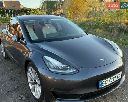 Сірий Тесла Модель 3, об'ємом двигуна 0 л та пробігом 91 тис. км за 17200 $, фото 1 на Automoto.ua