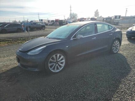 Сірий Тесла Модель 3, об'ємом двигуна 0 л та пробігом 122 тис. км за 3000 $, фото 1 на Automoto.ua