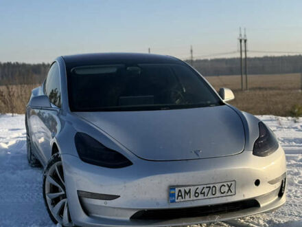 Серый Тесла Модель 3, объемом двигателя 0 л и пробегом 180 тыс. км за 14500 $, фото 1 на Automoto.ua