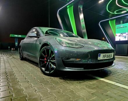 Серый Тесла Модель 3, объемом двигателя 0 л и пробегом 95 тыс. км за 23000 $, фото 1 на Automoto.ua