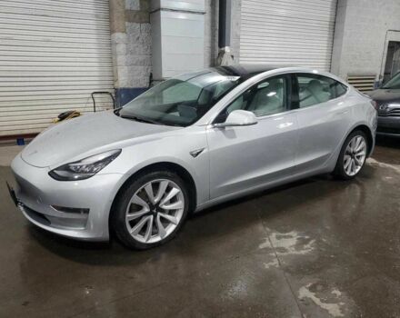Тесла Модель 3 2018 в Киеве на Automoto.ua Серый Тесла Модель 3, объемом двигателя 0 л и пробегом 64 тыс. км за 3800 $, фото 1 на Automoto.ua