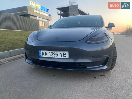 Тесла Модель 3 2018 в Харькове на Automoto.ua Серый Тесла Модель 3, объемом двигателя 0 л и пробегом 129 тыс. км за 17400 $, фото 1 на Automoto.ua