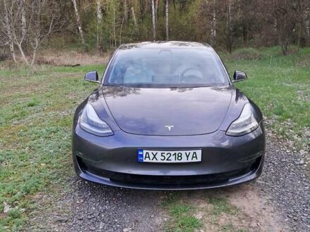 Тесла Модель 3 2018 в Харькове на Automoto.ua Серый Тесла Модель 3, объемом двигателя 0 л и пробегом 47 тыс. км за 16500 $, фото 1 на Automoto.ua