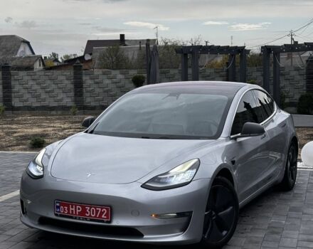 Тесла Модель 3 2018 в Дубно на Automoto.ua Серый Тесла Модель 3, объемом двигателя 0 л и пробегом 199 тыс. км за 15499 $, фото 1 на Automoto.ua