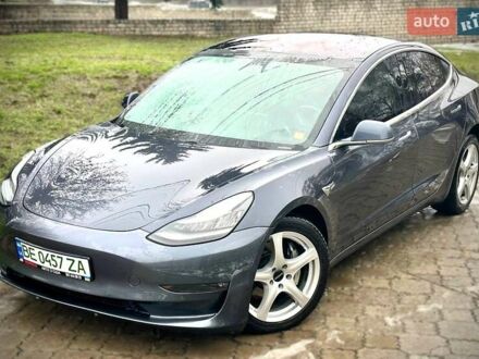 Серый Тесла Модель 3, объемом двигателя 0 л и пробегом 285 тыс. км за 14000 $, фото 1 на Automoto.ua