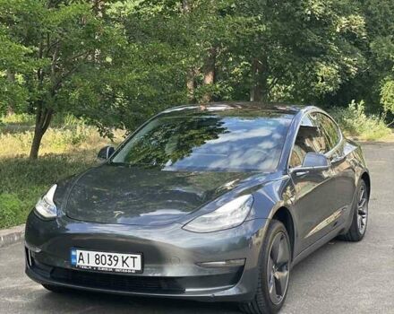 Серый Тесла Модель 3, объемом двигателя 0 л и пробегом 94 тыс. км за 18000 $, фото 1 на Automoto.ua