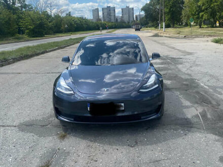 Тесла Модель 3 2018 у Харкові на Automoto.ua Сірий Тесла Модель 3, об'ємом двигуна 0 л та пробігом 118 тис. км за 20000 $, фото 1 на Automoto.ua