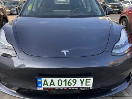 Сірий Тесла Модель 3, об'ємом двигуна 0 л та пробігом 122 тис. км за 17000 $, фото 1 на Automoto.ua