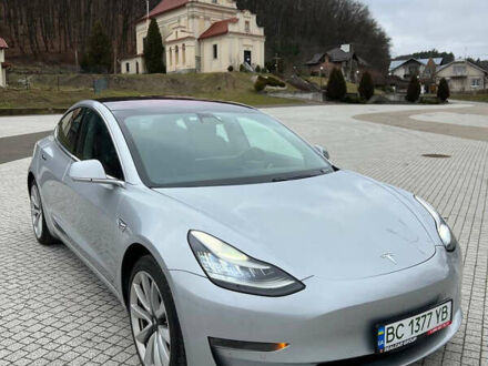 Сірий Тесла Модель 3, об'ємом двигуна 0 л та пробігом 167 тис. км за 18500 $, фото 1 на Automoto.ua