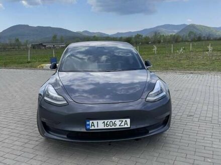 Тесла Модель 3 2018 в Хусте на Automoto.ua Серый Тесла Модель 3, объемом двигателя 0 л и пробегом 74 тыс. км за 28000 $, фото 1 на Automoto.ua
