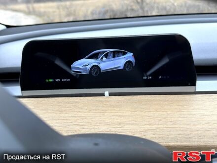 Серый Тесла Модель 3, объемом двигателя 0.2 л и пробегом 114 тыс. км за 15500 $, фото 1 на Automoto.ua