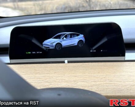 Серый Тесла Модель 3, объемом двигателя 0.2 л и пробегом 114 тыс. км за 15500 $, фото 1 на Automoto.ua