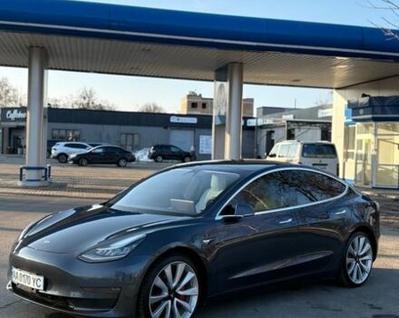 Серый Тесла Модель 3, объемом двигателя 0 л и пробегом 165 тыс. км за 20000 $, фото 1 на Automoto.ua