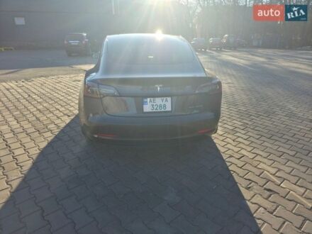Серый Тесла Модель 3, объемом двигателя 0 л и пробегом 121 тыс. км за 17500 $, фото 1 на Automoto.ua