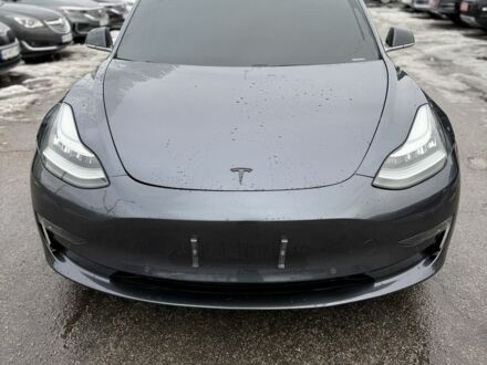 Серый Тесла Модель 3, объемом двигателя 0 л и пробегом 147 тыс. км за 14700 $, фото 1 на Automoto.ua