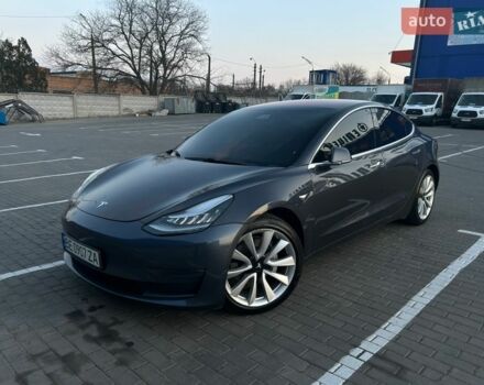 Сірий Тесла Модель 3, об'ємом двигуна 0 л та пробігом 130 тис. км за 14200 $, фото 1 на Automoto.ua