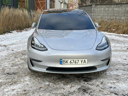 Сірий Тесла Модель 3, об'ємом двигуна 0 л та пробігом 215 тис. км за 15900 $, фото 1 на Automoto.ua