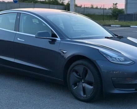 Сірий Тесла Модель 3, об'ємом двигуна 0 л та пробігом 250 тис. км за 12800 $, фото 1 на Automoto.ua