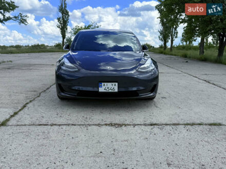 Тесла Модель 3 2018 у Южноукраинске на Automoto.ua Сірий Тесла Модель 3, об'ємом двигуна 0 л та пробігом 70 тис. км за 17900 $, фото 1 на Automoto.ua