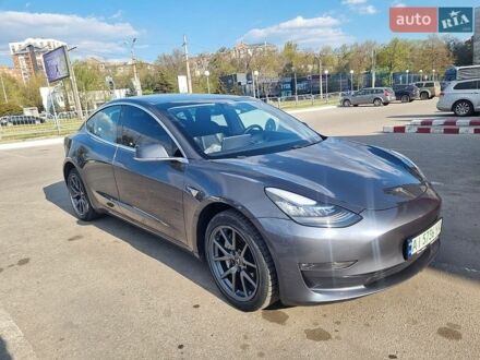 Серый Тесла Модель 3, объемом двигателя 0 л и пробегом 173 тыс. км за 15700 $, фото 1 на Automoto.ua