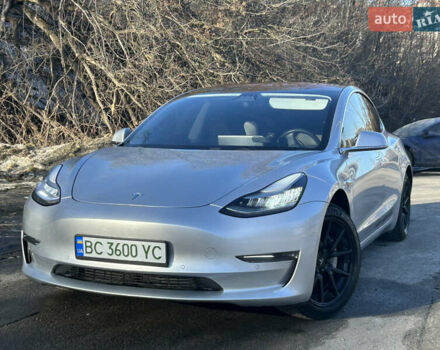 Сірий Тесла Модель 3, об'ємом двигуна 0 л та пробігом 133 тис. км за 17500 $, фото 1 на Automoto.ua