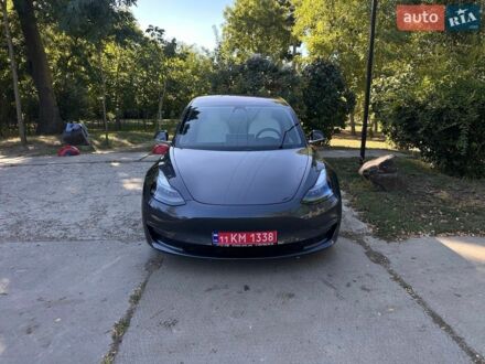 Серый Тесла Модель 3, объемом двигателя 0 л и пробегом 100 тыс. км за 16500 $, фото 1 на Automoto.ua