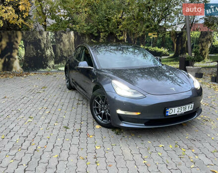 Сірий Тесла Модель 3, об'ємом двигуна 0 л та пробігом 95 тис. км за 16500 $, фото 1 на Automoto.ua
