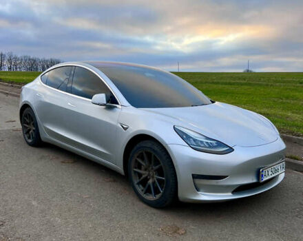 Серый Тесла Модель 3, объемом двигателя 0 л и пробегом 140 тыс. км за 17500 $, фото 1 на Automoto.ua