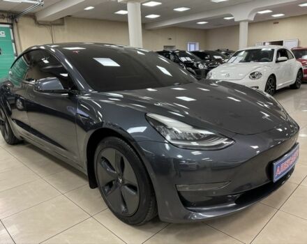 Сірий Тесла Модель 3, об'ємом двигуна 0 л та пробігом 76 тис. км за 19900 $, фото 1 на Automoto.ua