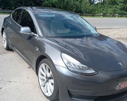 Сірий Тесла Модель 3, об'ємом двигуна 0 л та пробігом 132 тис. км за 15300 $, фото 1 на Automoto.ua